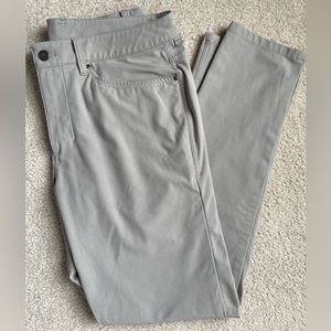 Men’s Lululemon Chino Pant